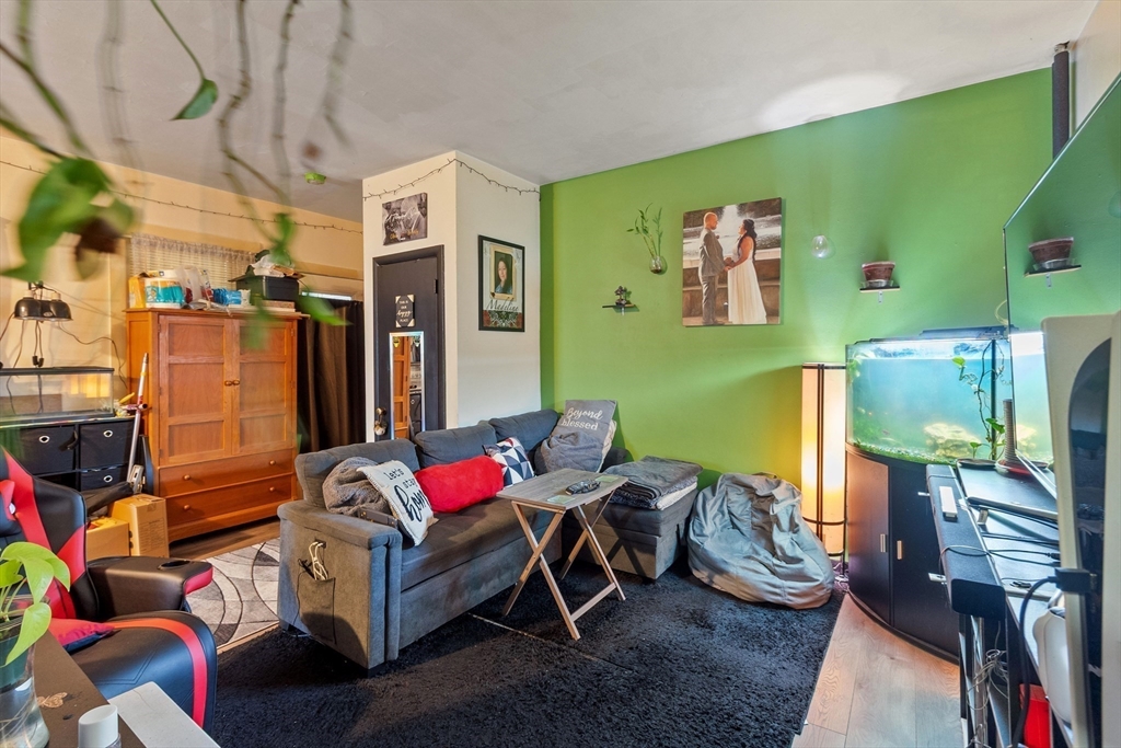 222-R Kimball St
