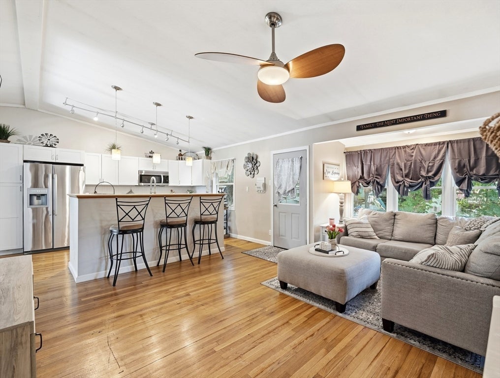 14 Valley View Way, Shirley, MA Photo #5
