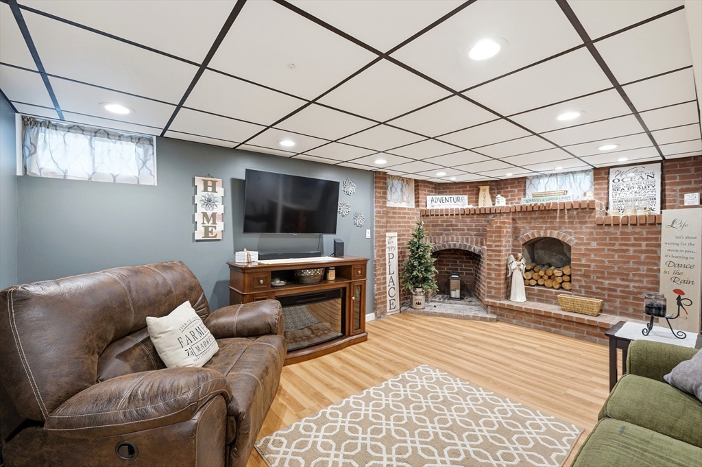 14 Valley View Way, Shirley, MA Photo #16