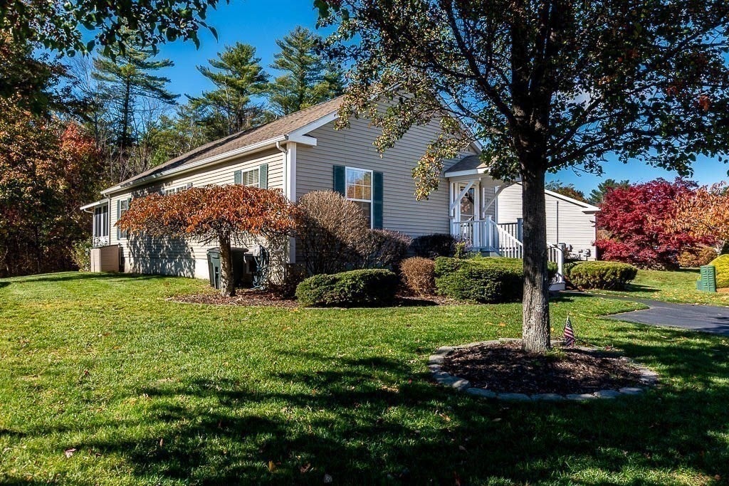 21 Hemlock Dr, Bridgewater, MA Photo #2