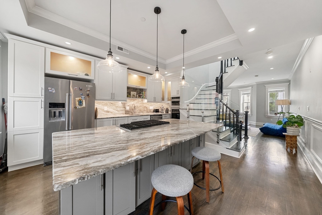 209 Green ST #2, Cambridge, MA Photo #8