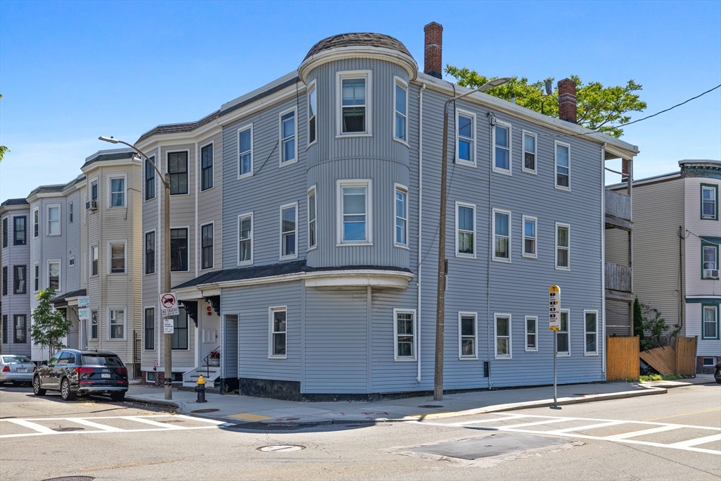 Photo of 1-3 O St, Boston, MA
