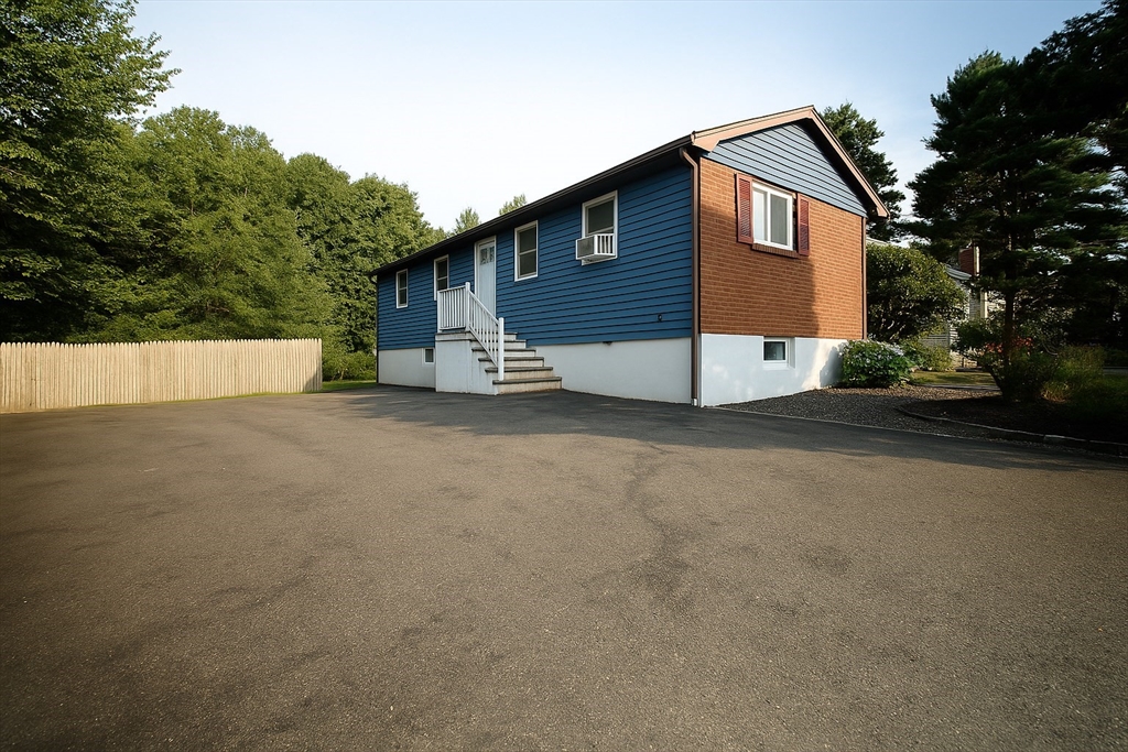 64 Drake Ave
