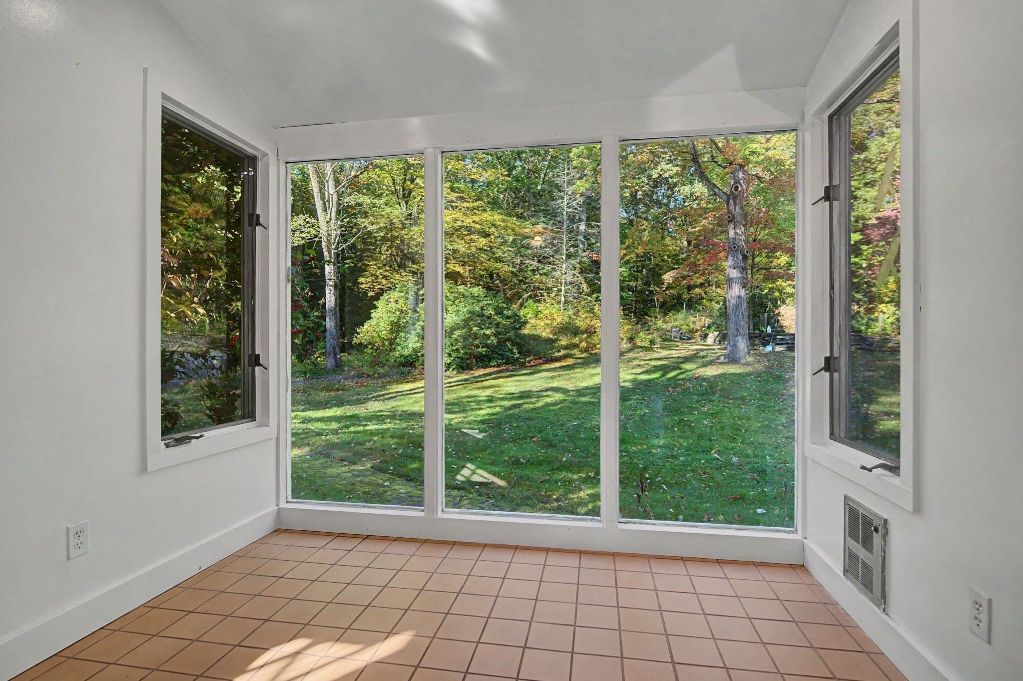 68 Coles Meadow Rd, Northampton, MA, 68 Coles Meadow Rd, Northampton, MA Photo #7
