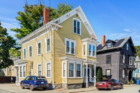 Photo of 17 Briggs St #2, Salem, MA 01970 (MLS # 73442286)