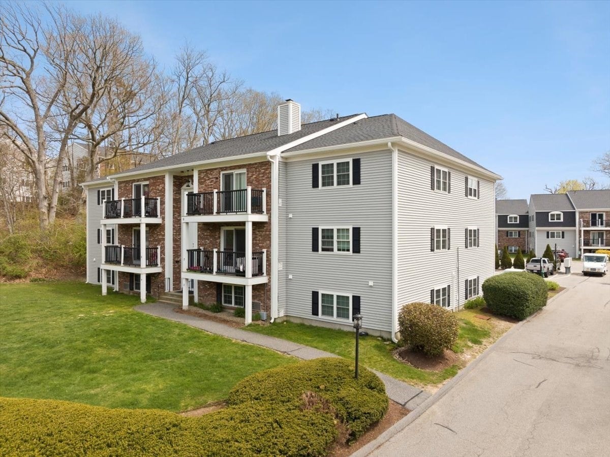 1 Chapel Hill Dr #10, Plymouth, MA, 1 Chapel Hill Dr #10, Plymouth, MA Photo #2
