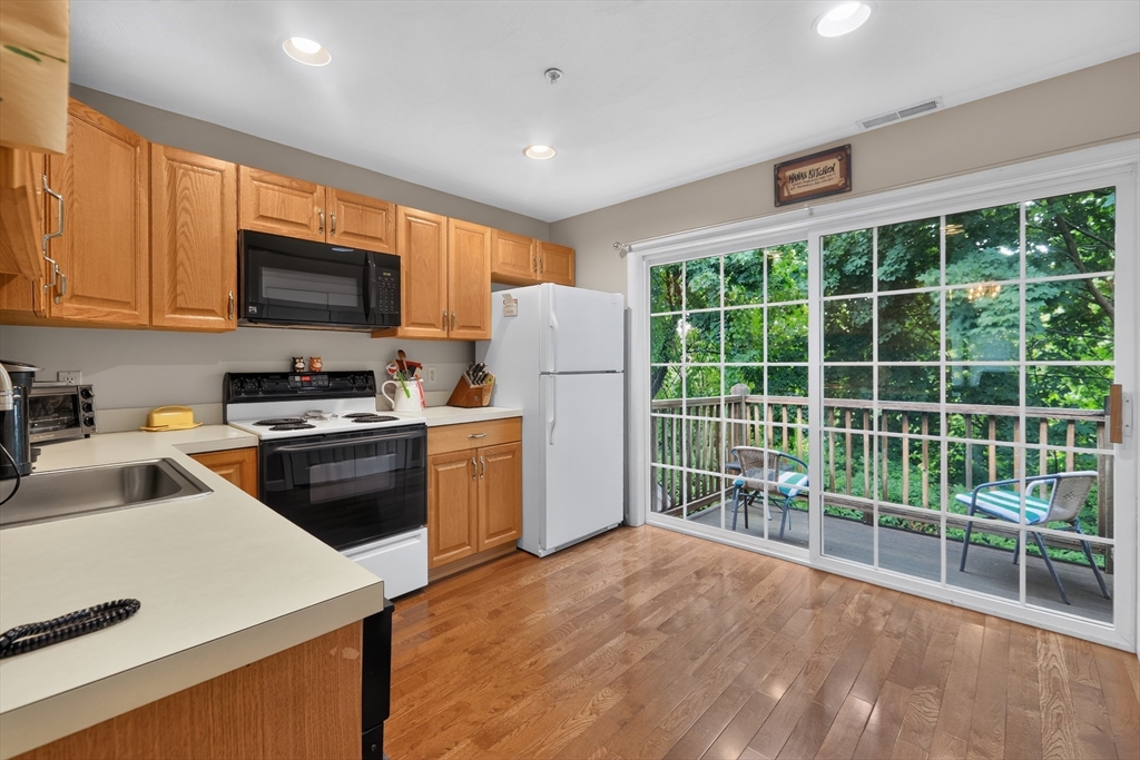 396 Boston Rd 106