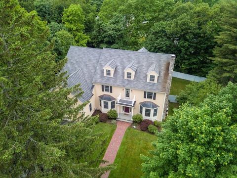 Photo of 14 Nassau Drive, Winchester, MA 01890 (MLS # 73500890)