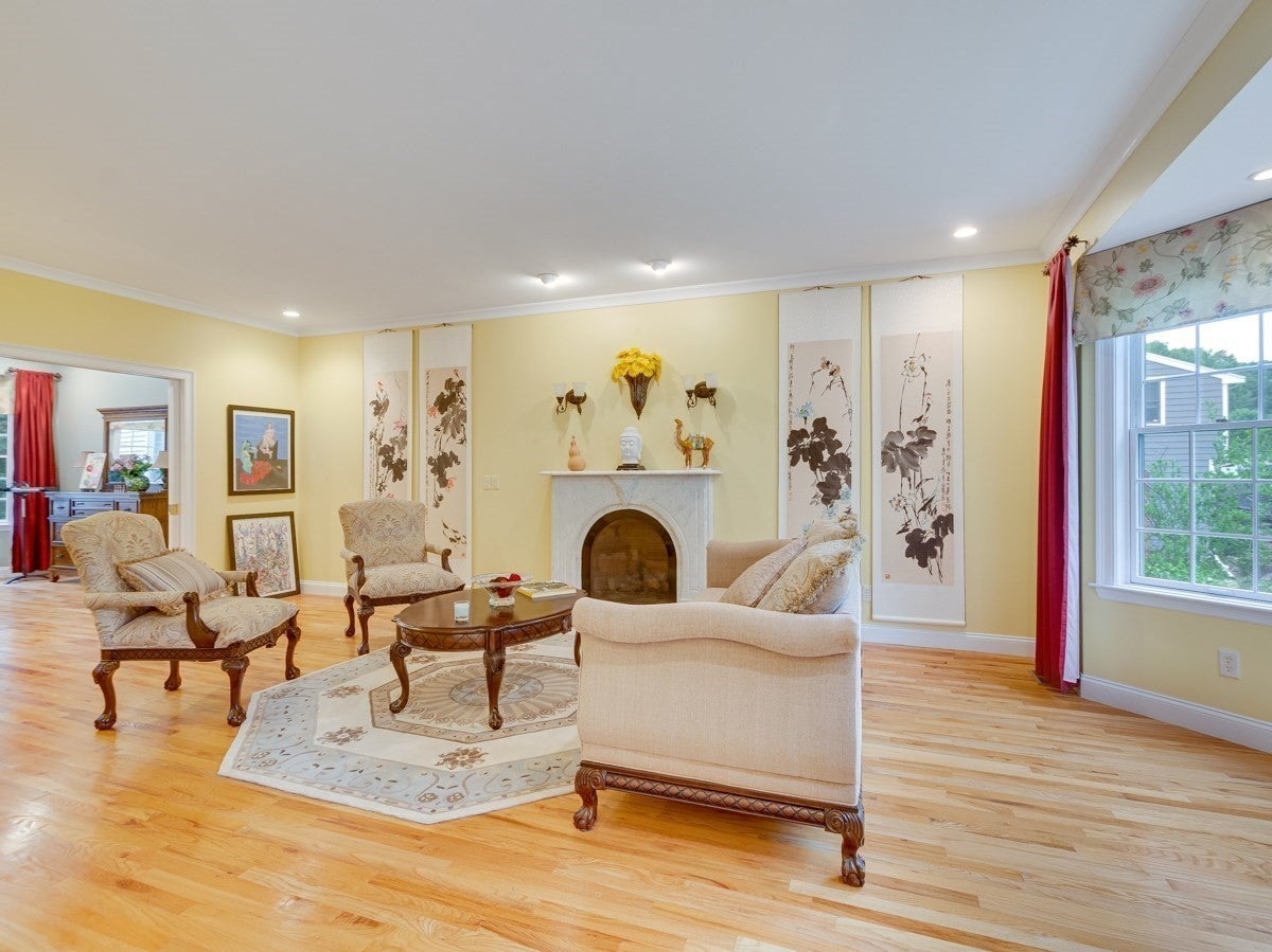 14 Nassau Drive