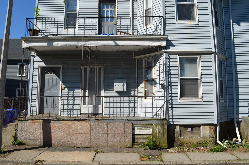 2-4 Howard Pl