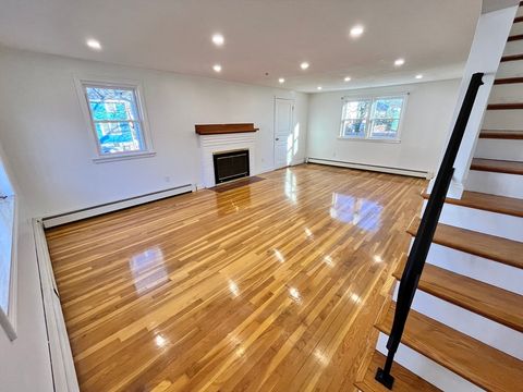 154 N Central Ave Quincy MA 02170