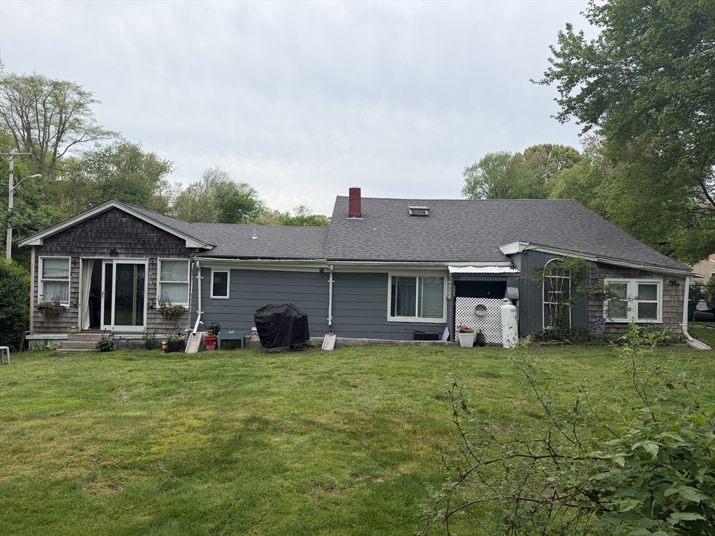 59 Howlands Ln