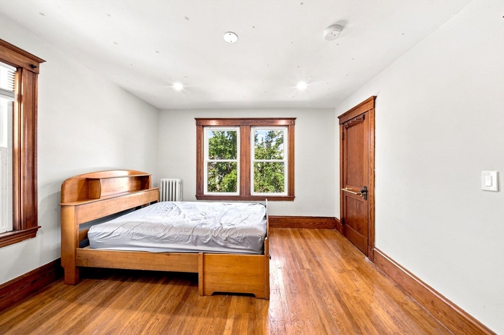 55 Austin St, Boston, MA Photo #27