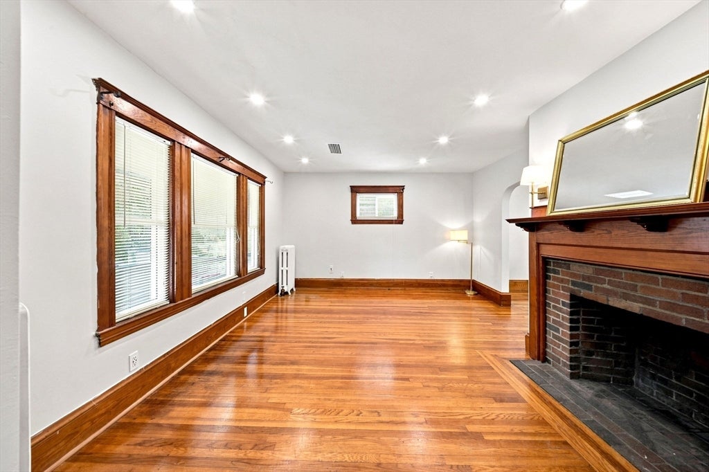 55 Austin St, Boston, MA Photo #23
