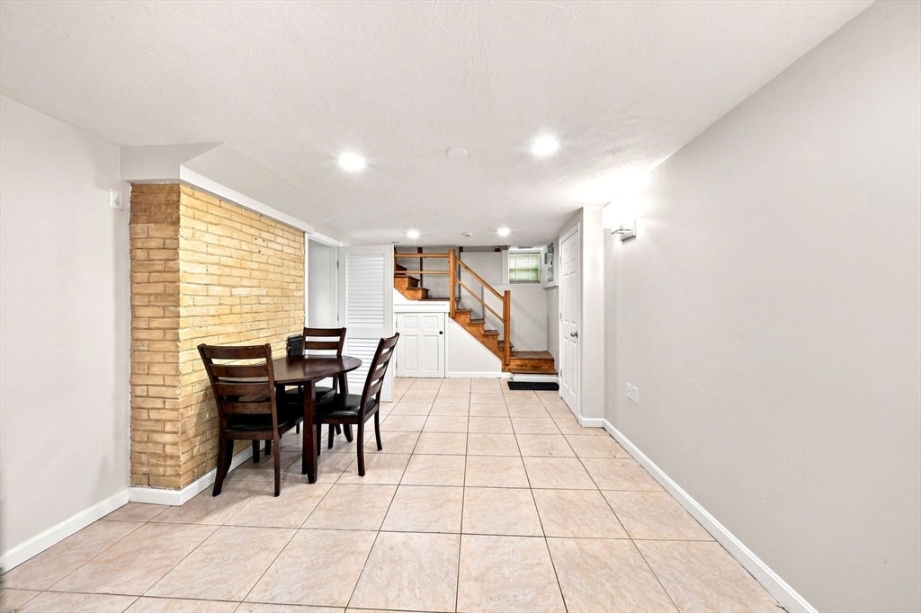 55 Austin St, Boston, MA Photo #32