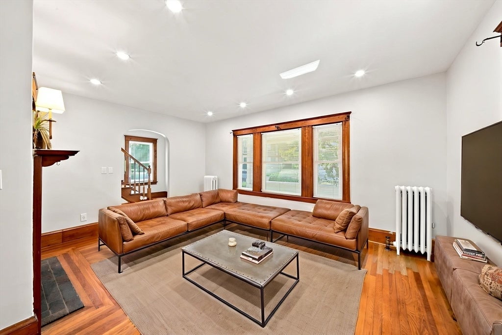 55 Austin St, Boston, MA Photo #20