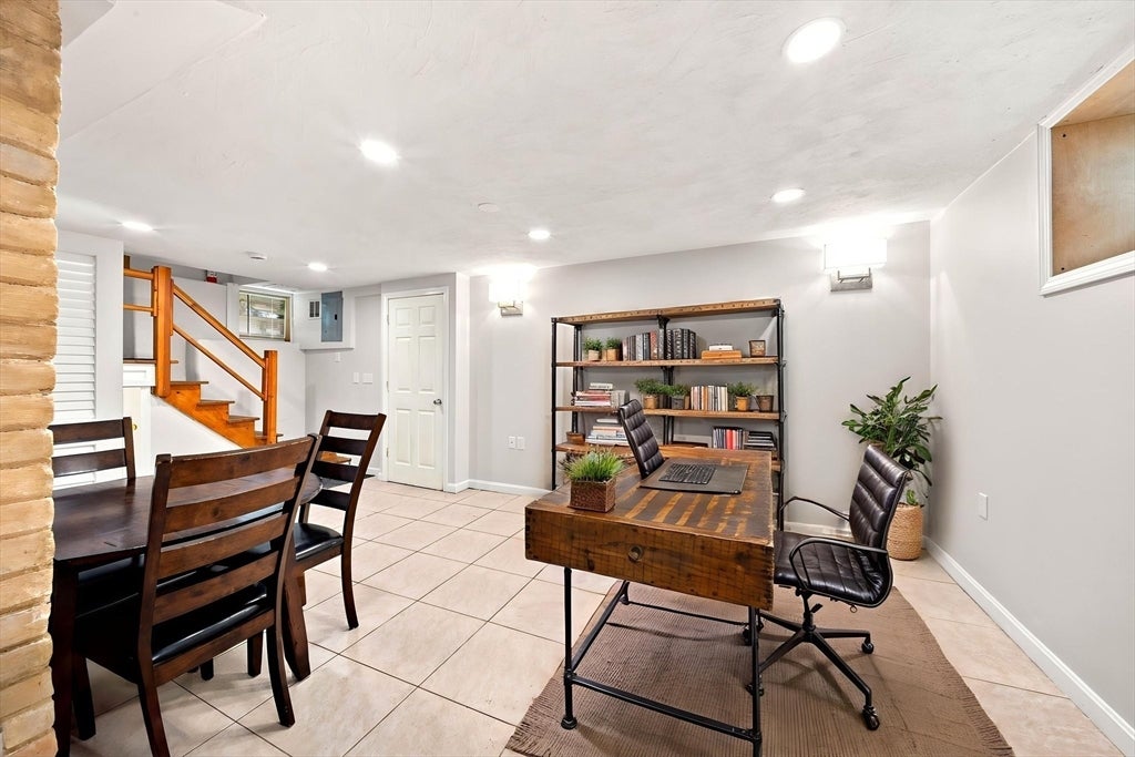 55 Austin St, Boston, MA Photo #31