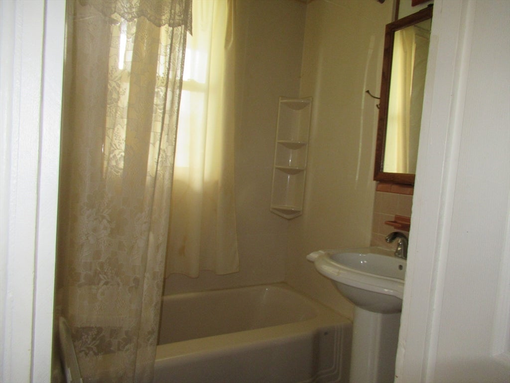 28 South AVE, Revere, MA, 28 South AVE, Revere, MA Photo #6