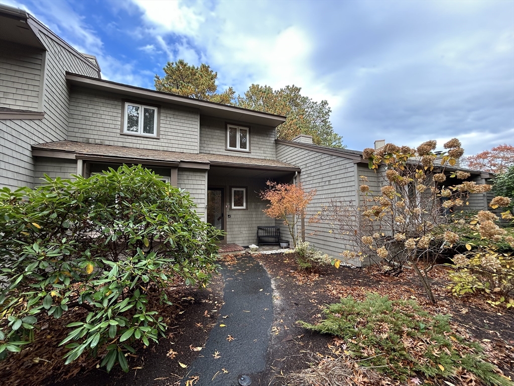 59 Route 6a Main 19-2