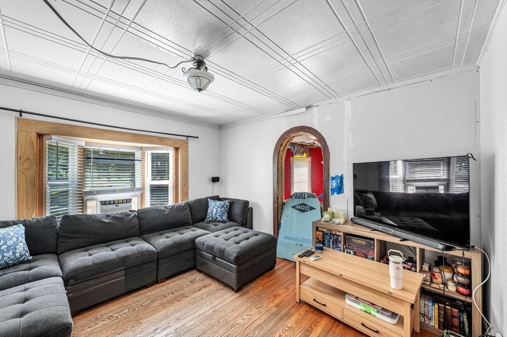 112 Hampshire St, Springfield, MA Photo #12