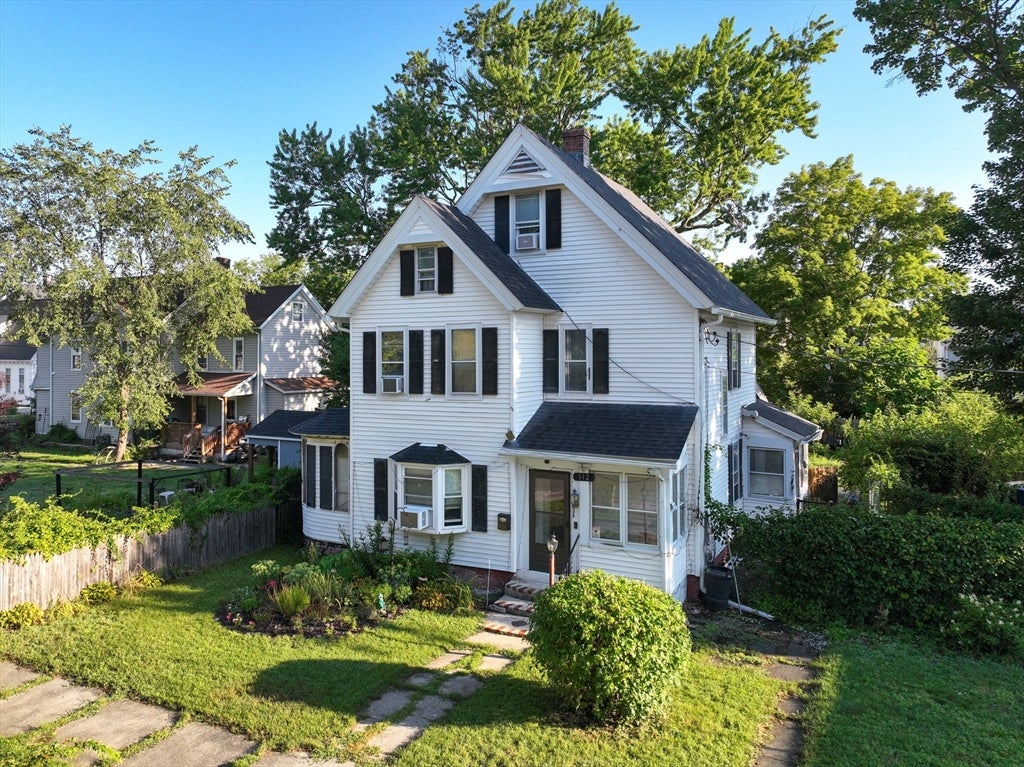 Photo: 112 Hampshire St, Springfield, MA