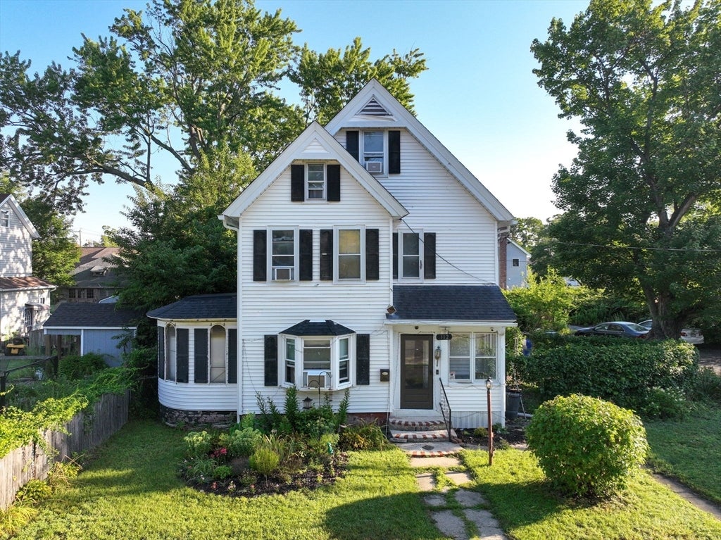 112 Hampshire St, Springfield, MA Photo #2
