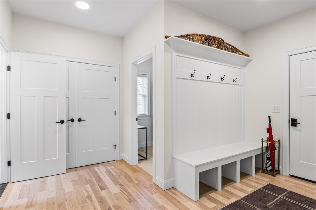 396 Elmwood Ave, Holden, MA Photo #16