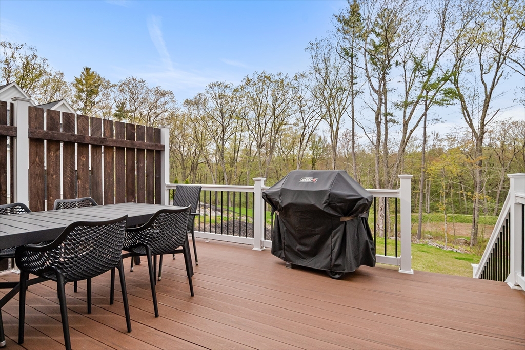 396 Elmwood Ave, Holden, MA Photo #13