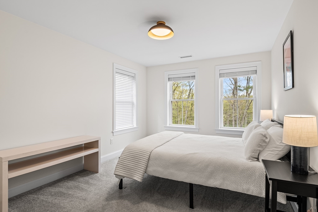 396 Elmwood Ave, Holden, MA Photo #19