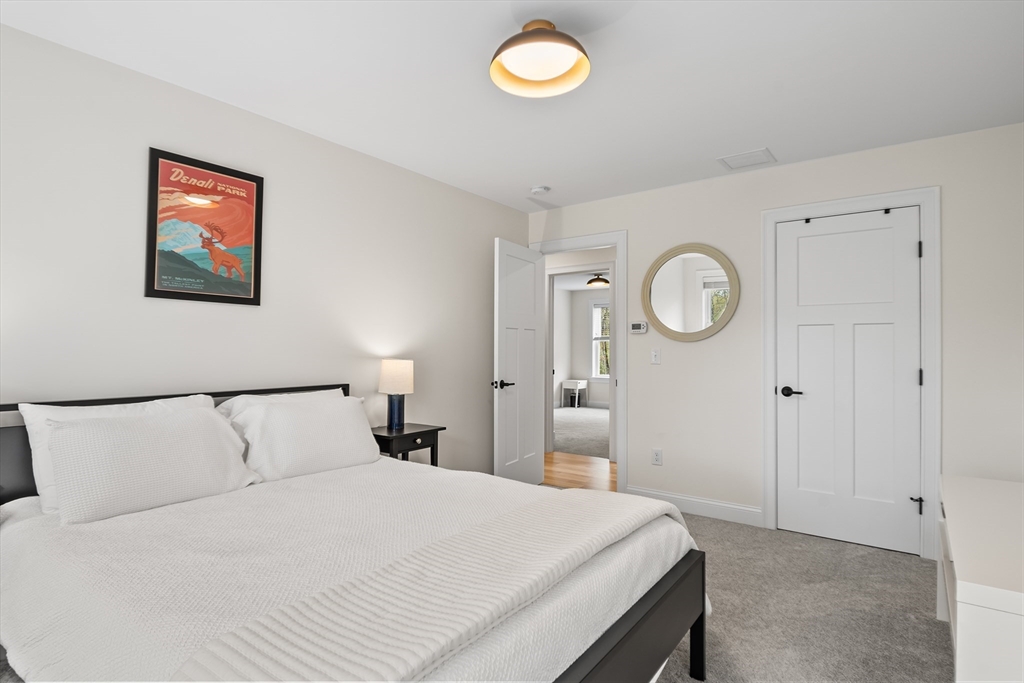 396 Elmwood Ave, Holden, MA Photo #20
