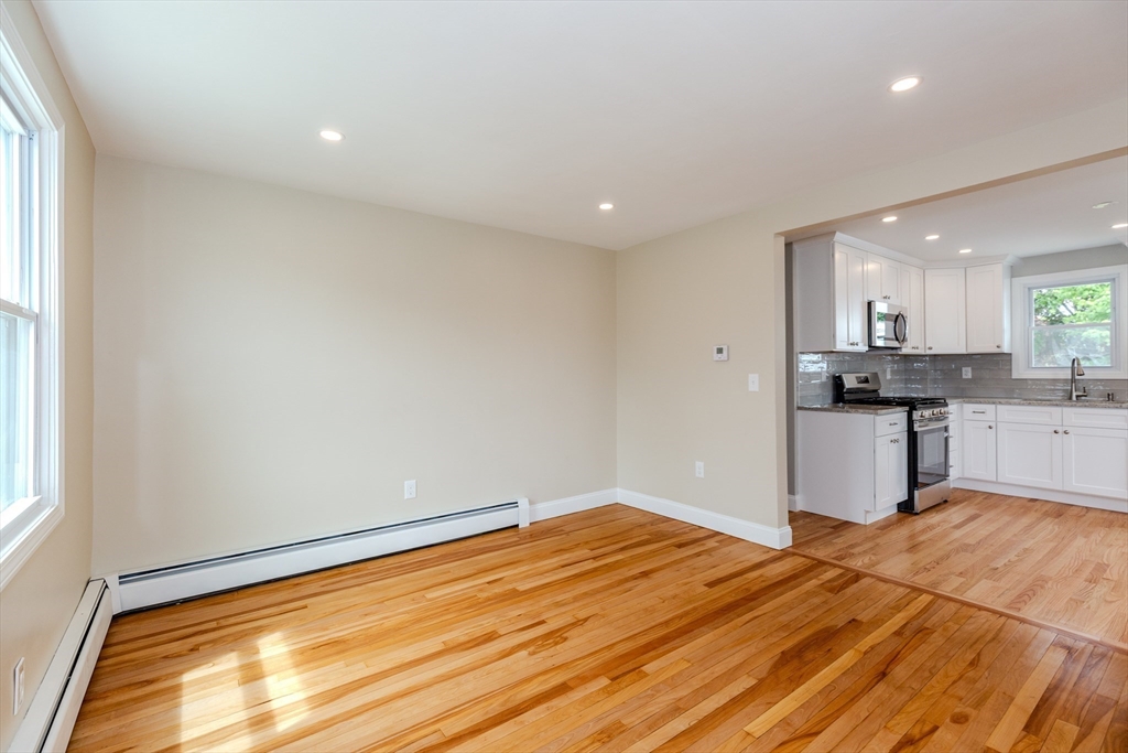 34 Wasaga Rd