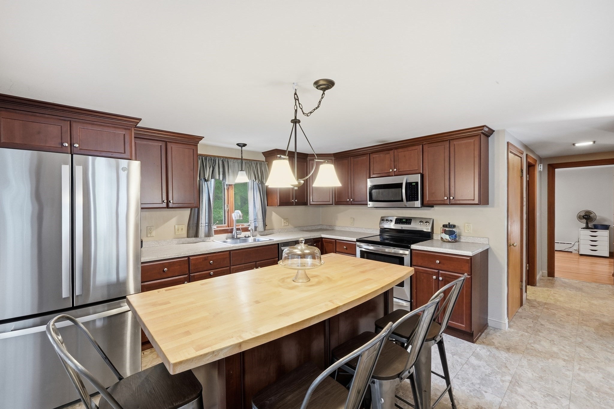 490 Union St, Leominster, MA, 490 Union St, Leominster, MA Photo #6