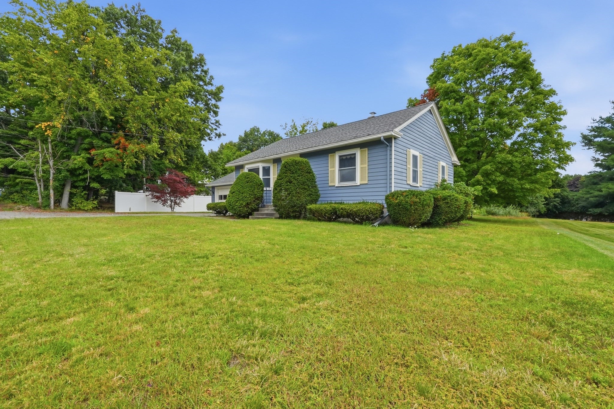 490 Union St, Leominster, MA, 490 Union St, Leominster, MA Photo #23