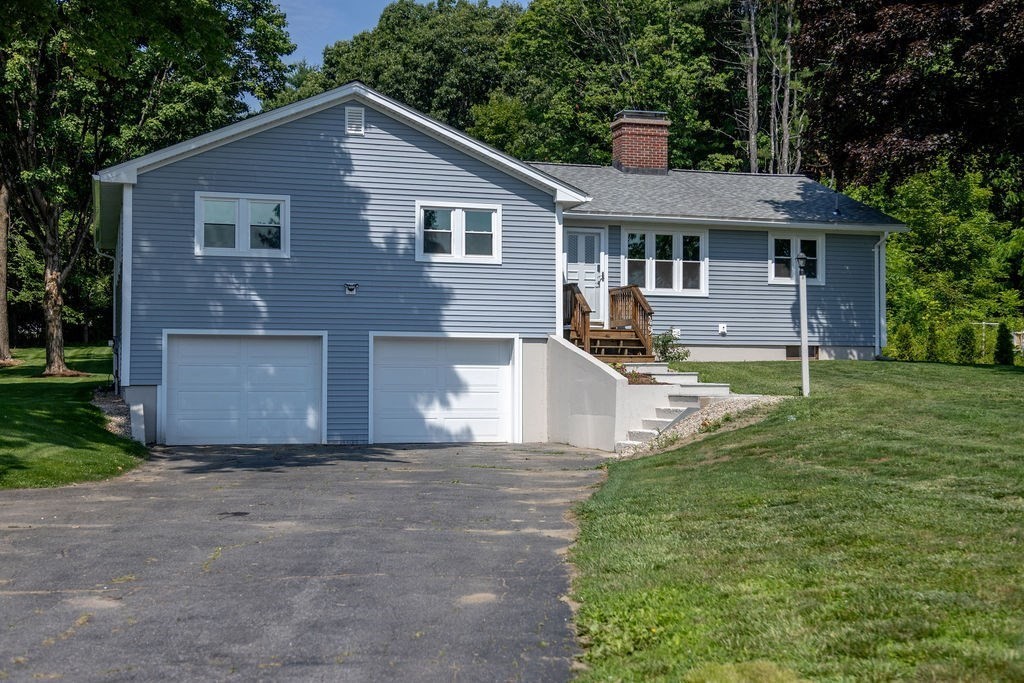 49 Sawmill Plain Road