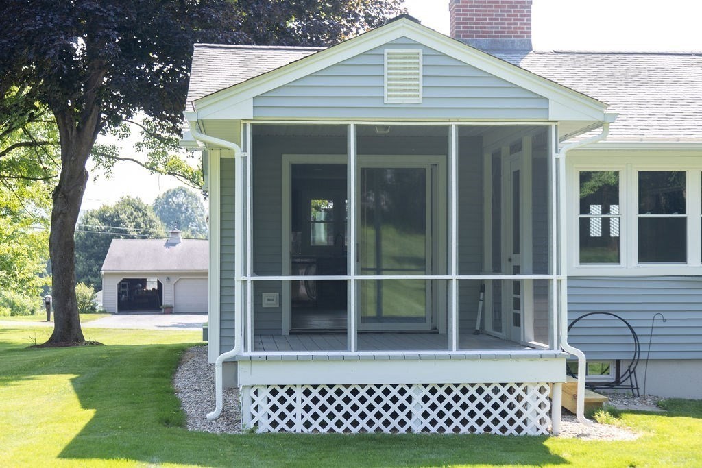 49 Sawmill Plain Road