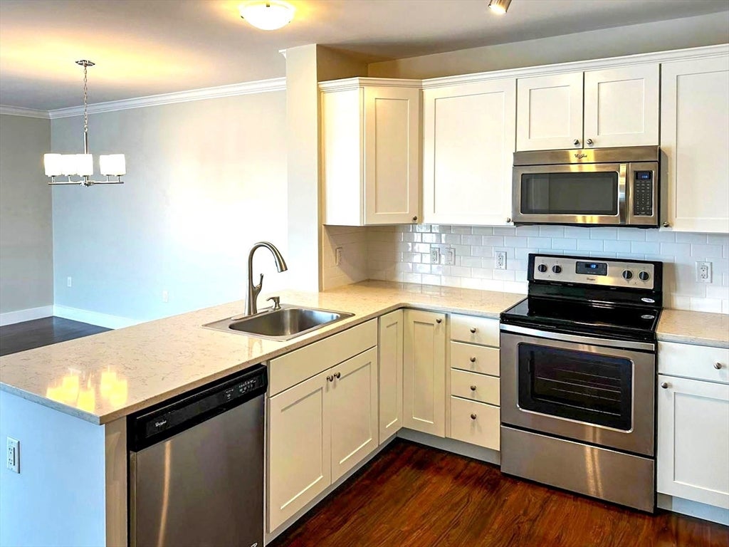 978 Worcester ST #411, Wellesley, MA, 978 Worcester ST #411, Wellesley, MA Photo #2