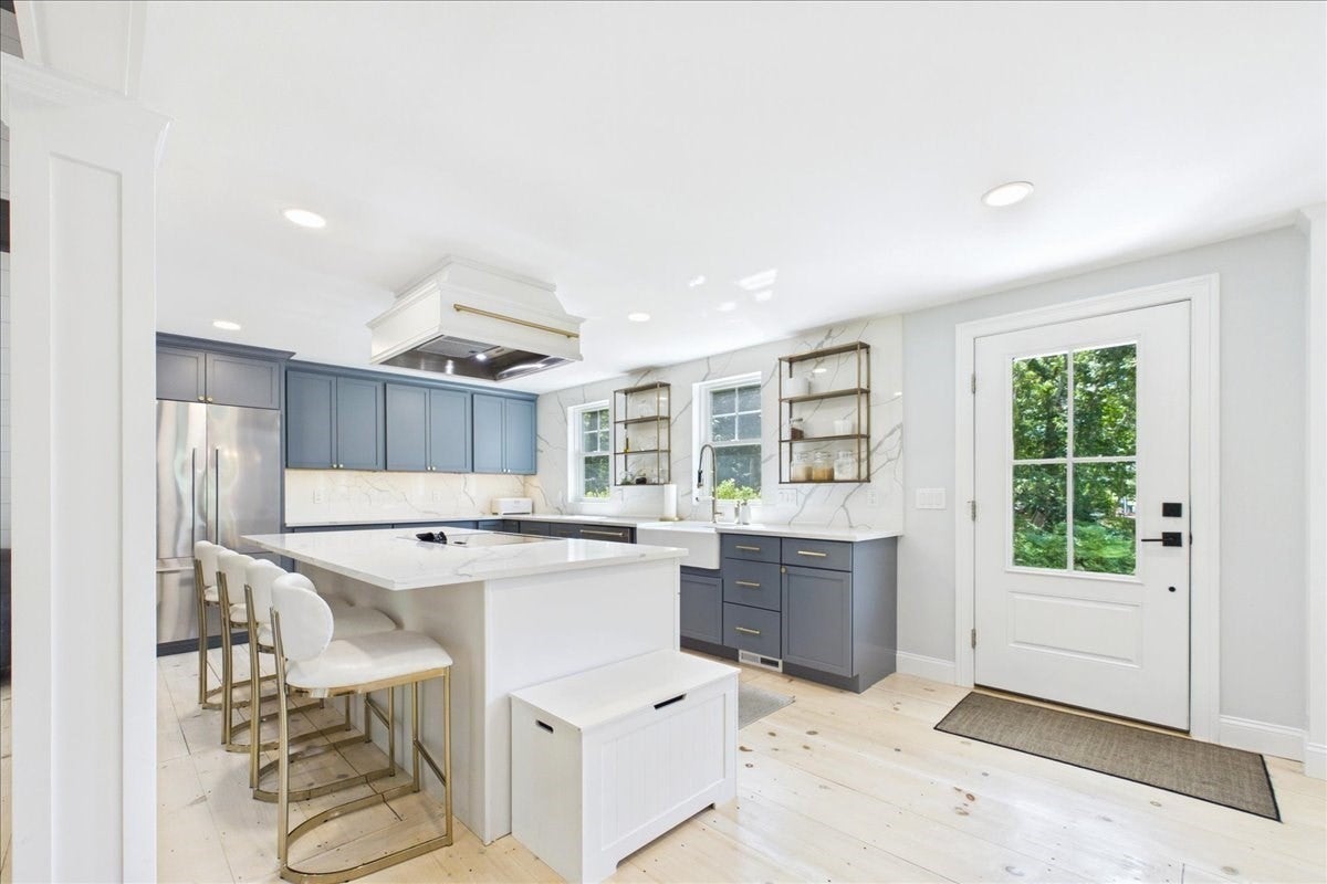 181 King James Drive