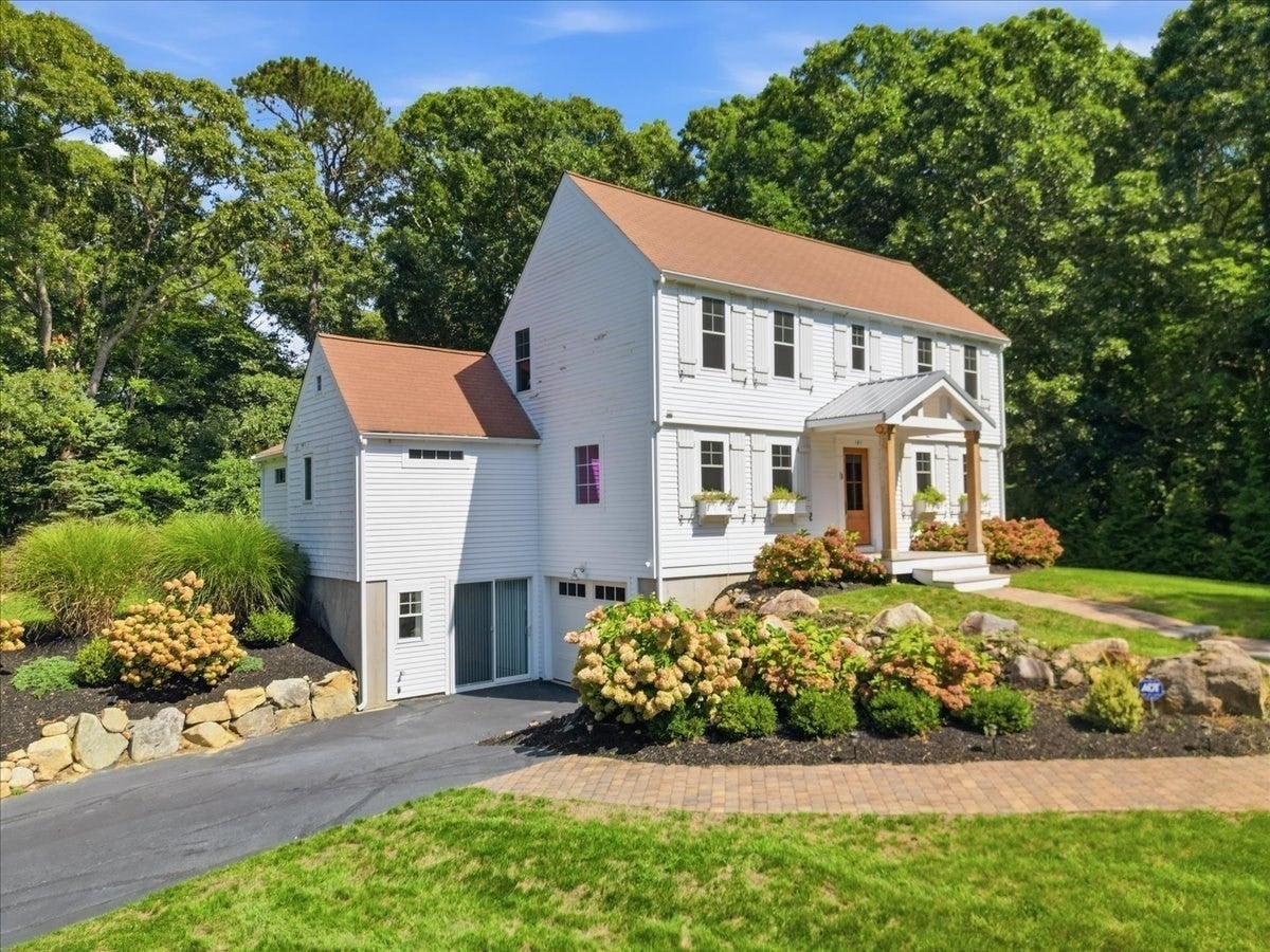 181 King James Drive