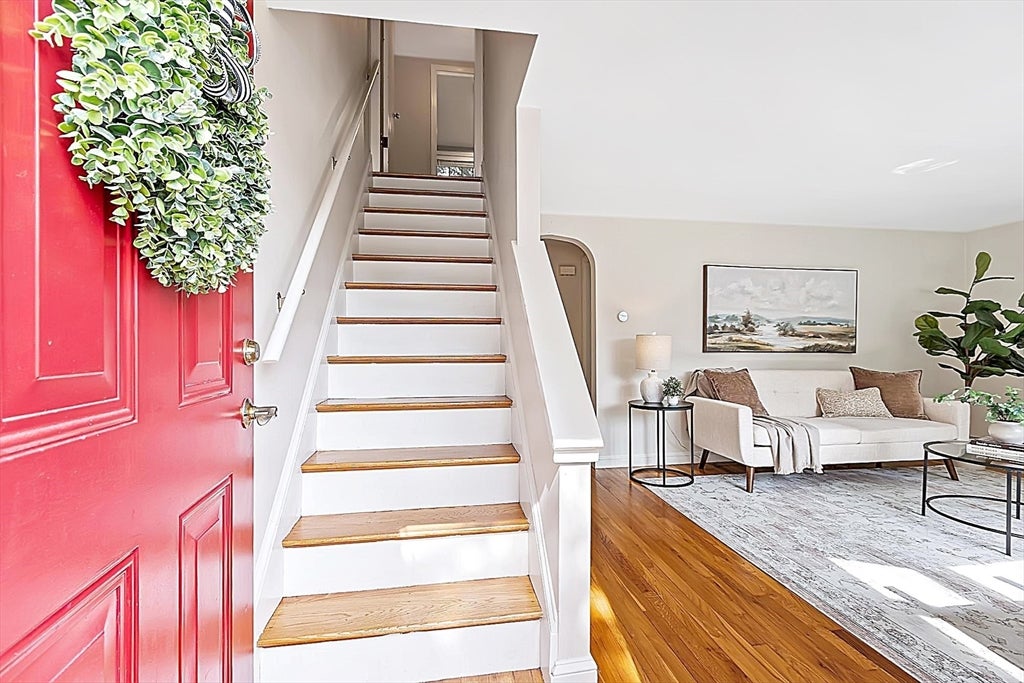 51 Pine Hill Rd - Photo 2