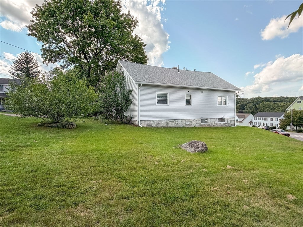 434 Hamilton ST, Worcester, MA, 434 Hamilton ST, Worcester, MA Photo #3