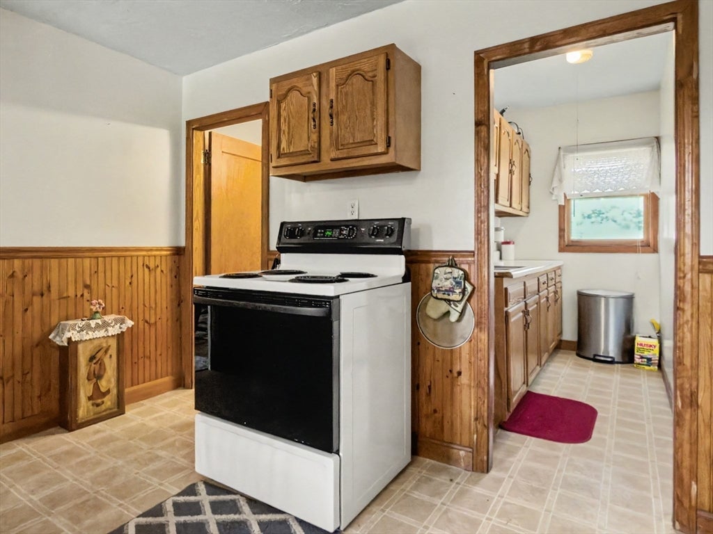 434 Hamilton ST, Worcester, MA, 434 Hamilton ST, Worcester, MA Photo #16
