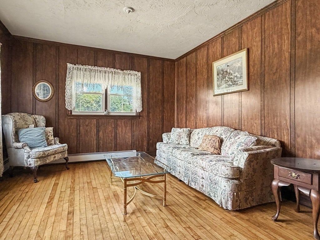 434 Hamilton ST, Worcester, MA, 434 Hamilton ST, Worcester, MA Photo #6