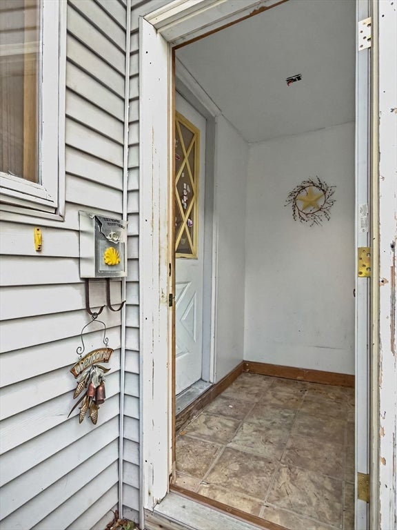 434 Hamilton ST, Worcester, MA, 434 Hamilton ST, Worcester, MA Photo #10