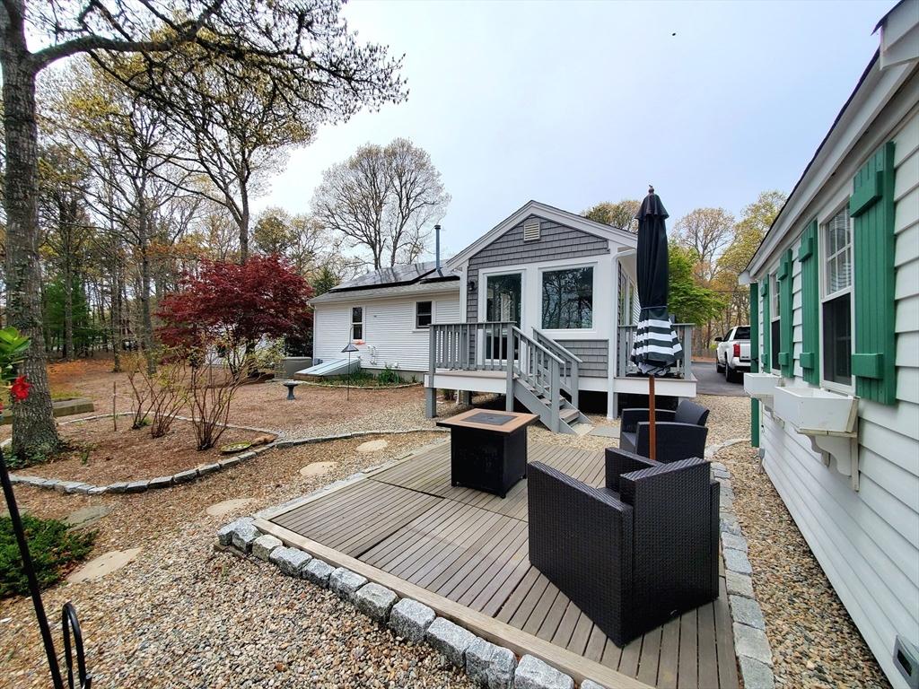 52 Thayer Street