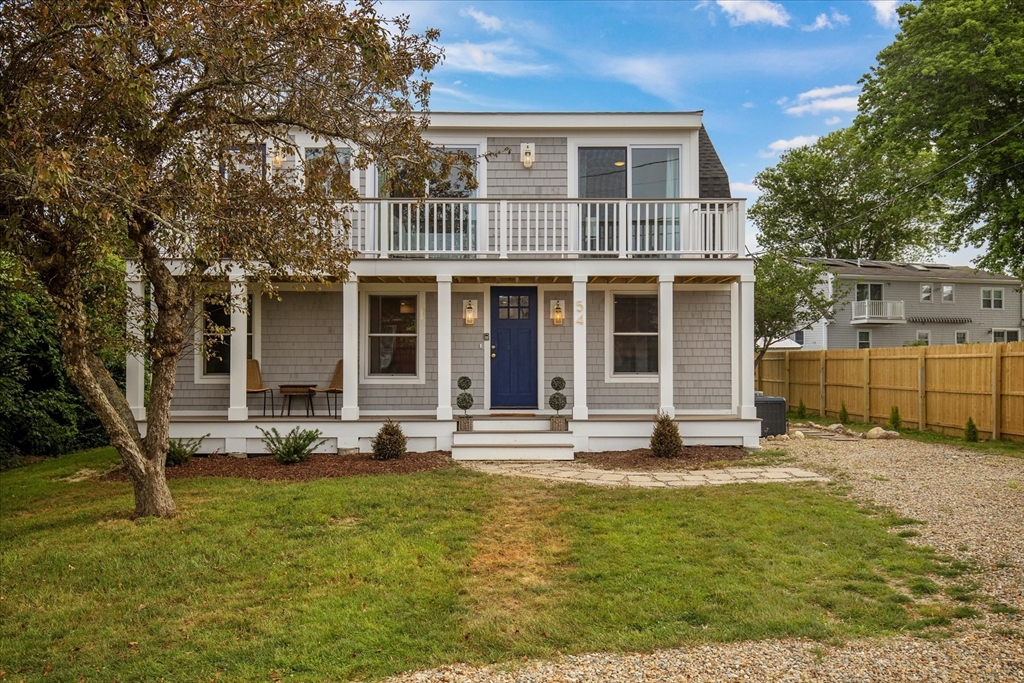 54 Carman Ave