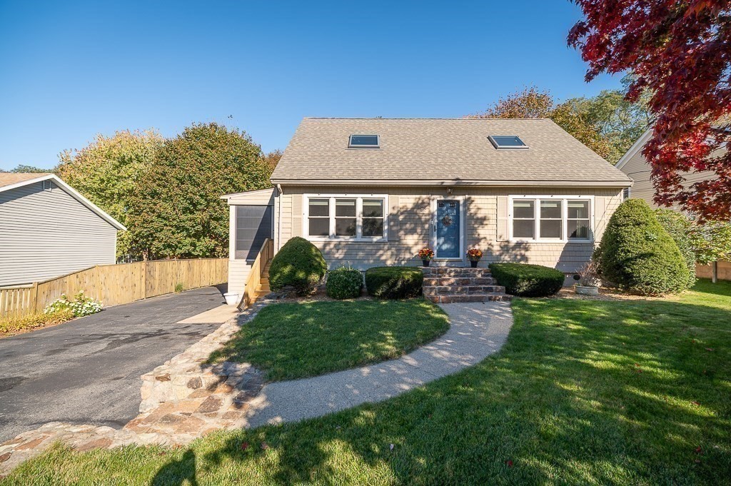 28 Macomber Road