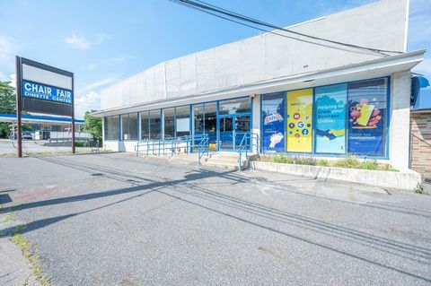 1455 Vfw Pkwy Boston MA 02132