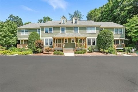 6 Fieldstone Dr 6 Upton MA 01568