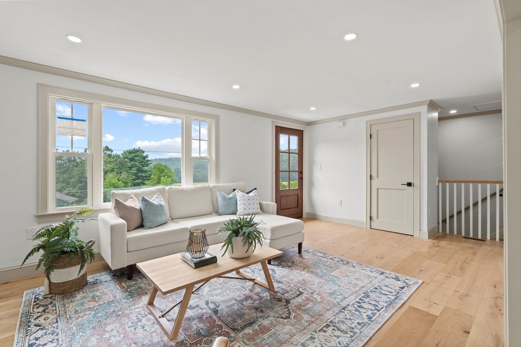 200 Green St