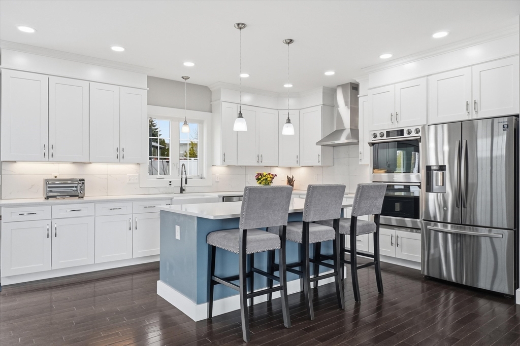 46 Grand View Ave